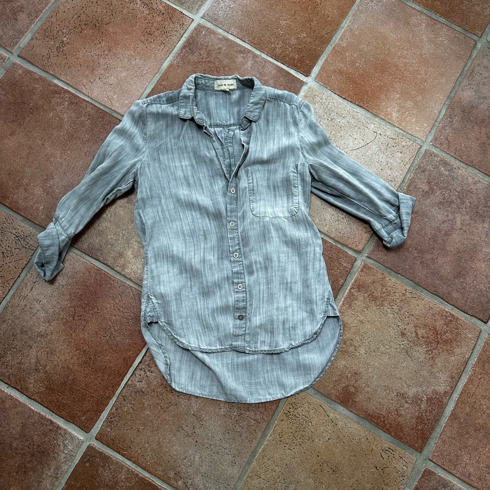 Cloth and stone chambray button down